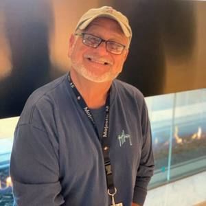 Meet your Posher, Christopher